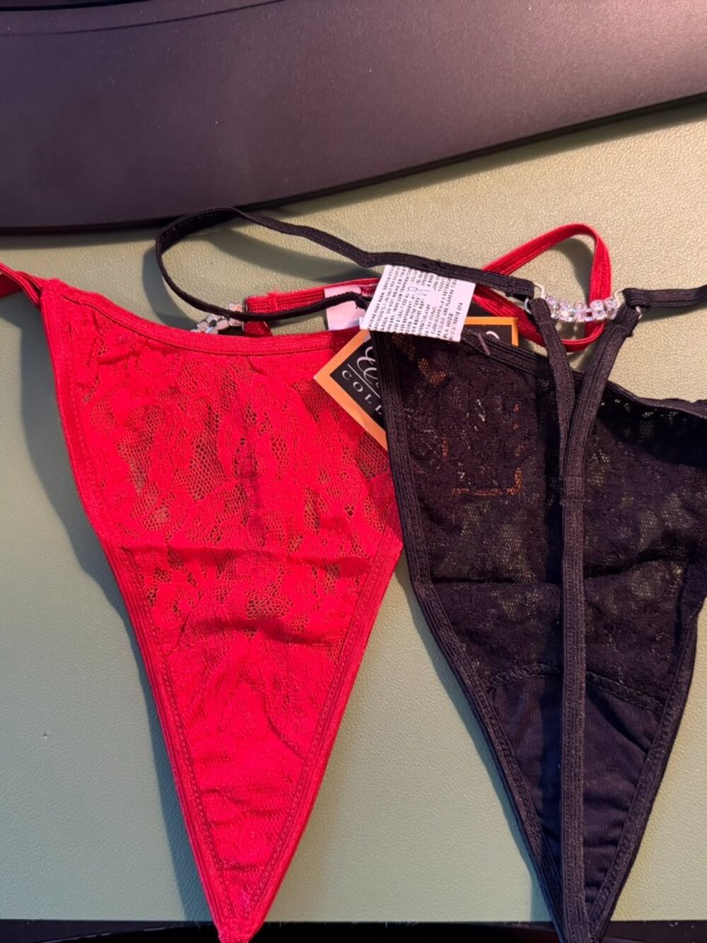 NWT Escante Rhinestone G-String 2 Pk Black & Red Size OS